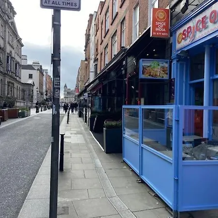 Διαμέρισμα Beautiful Off Grafton St ! *